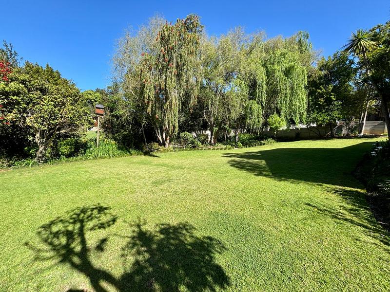 5 Bedroom Property for Sale in Denver Park Western Cape